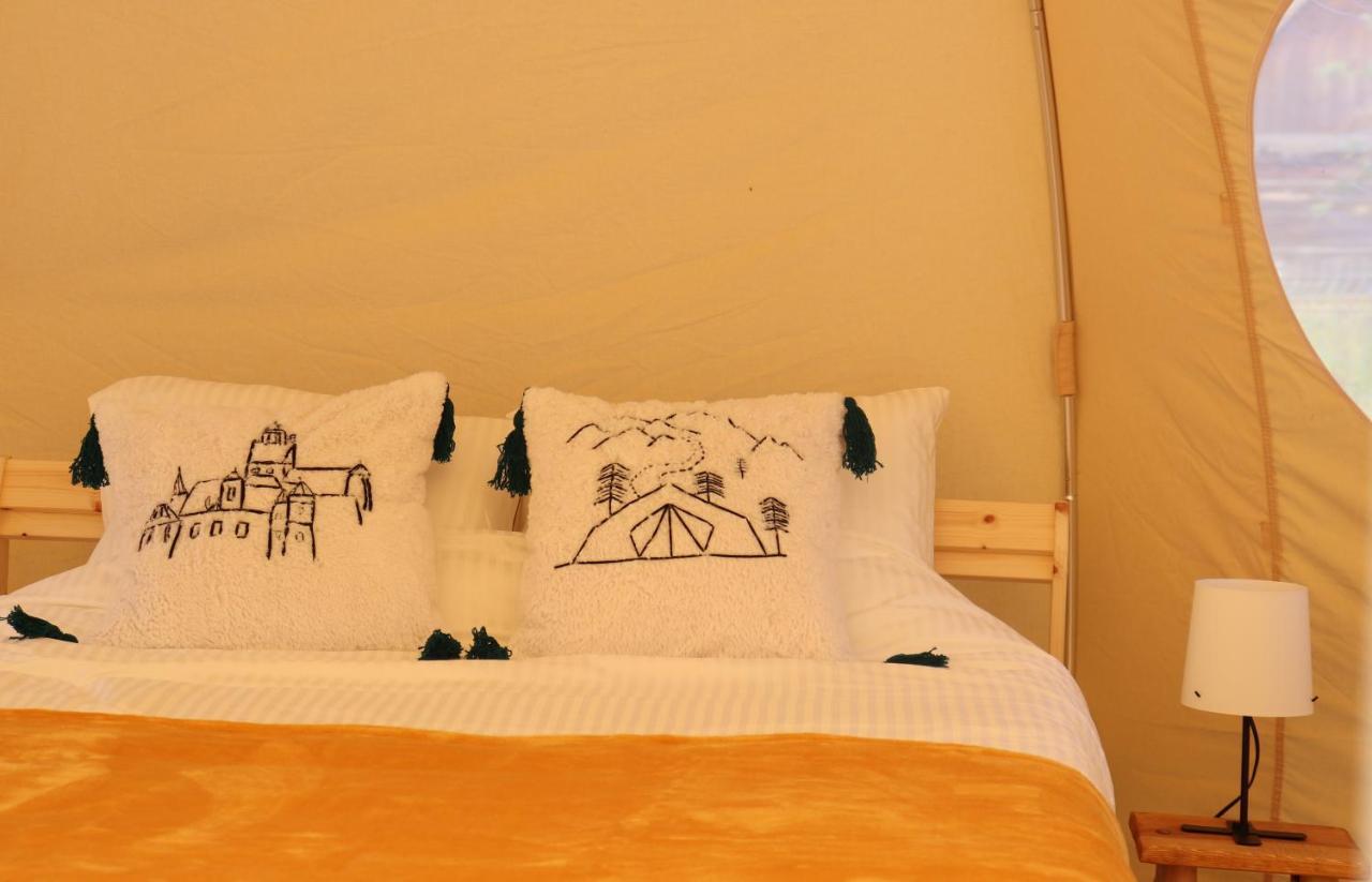 Flore'S Garden Glamping บราน ภายนอก รูปภาพ