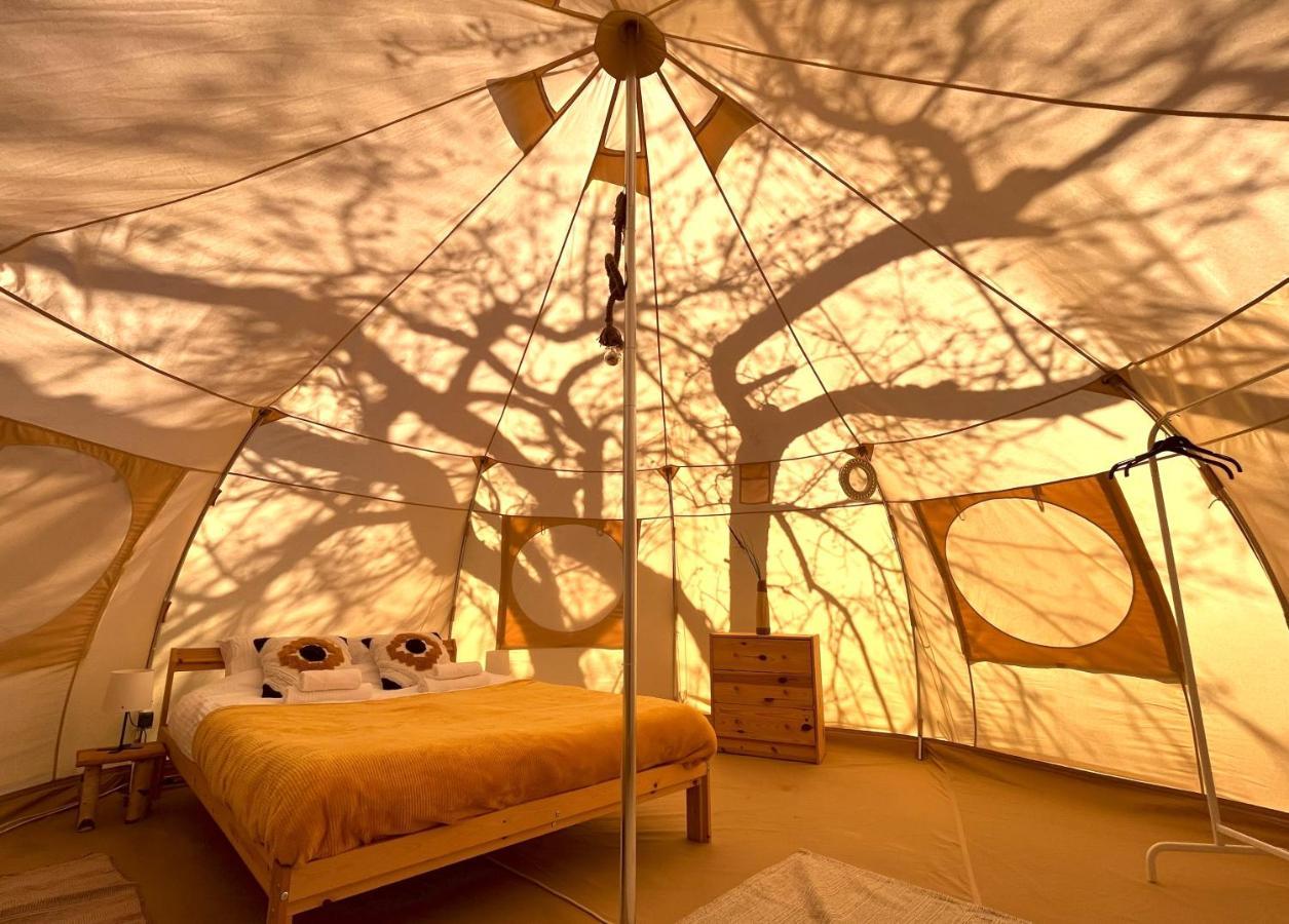 Flore'S Garden Glamping บราน ภายนอก รูปภาพ